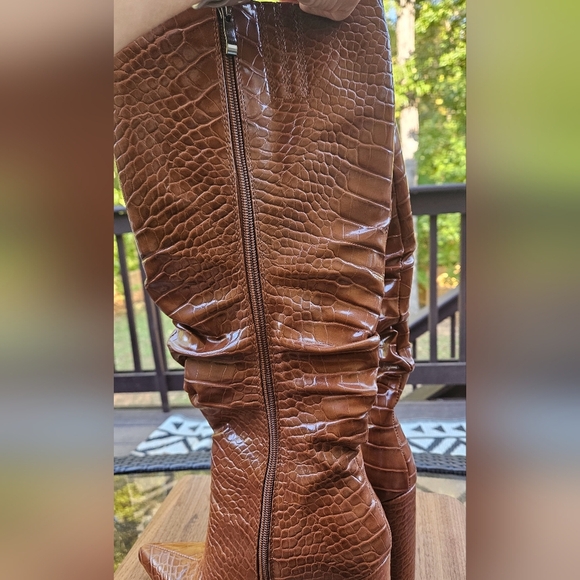 SIMMI London Dakota Tan Croc Print Ruched Knee Boots. Size 6 - Picture 12 of 14